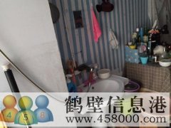 鶴鳴花園車庫出租（地上車庫，像當(dāng)于一樓）