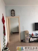 淇濱區(qū)第一中學(xué)家屬院單元房出售，急！