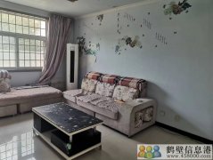 房屋出租，地理位置生活方便，房屋干凈整潔！