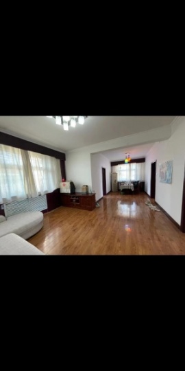 房屋布局合理，適合一家人居住。