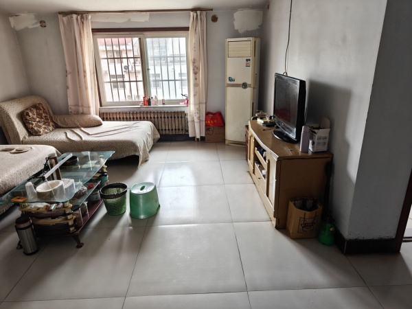 牟山一區(qū)，房屋出售！